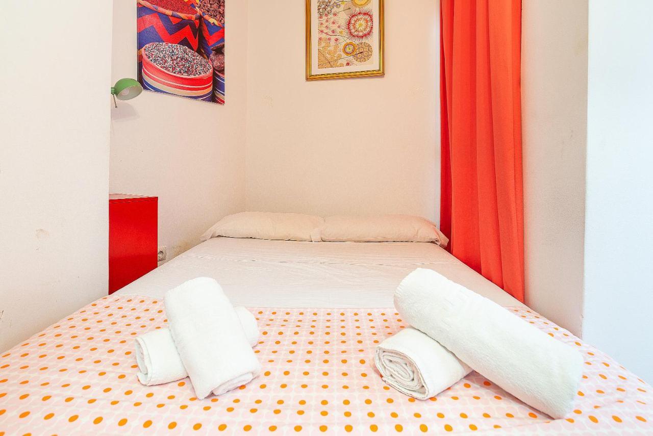 Soho Rooms Citycenter, Young People Only มาลากา ภายนอก รูปภาพ